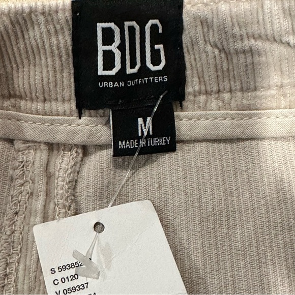 Urban Outfitters BDG Corduroy Khaki Pleated Skirt Size Medium Discontinued - Picture 6 of 10